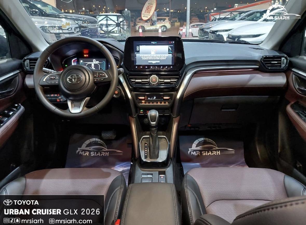 تويوتا اوربان كروزر GLX 2026